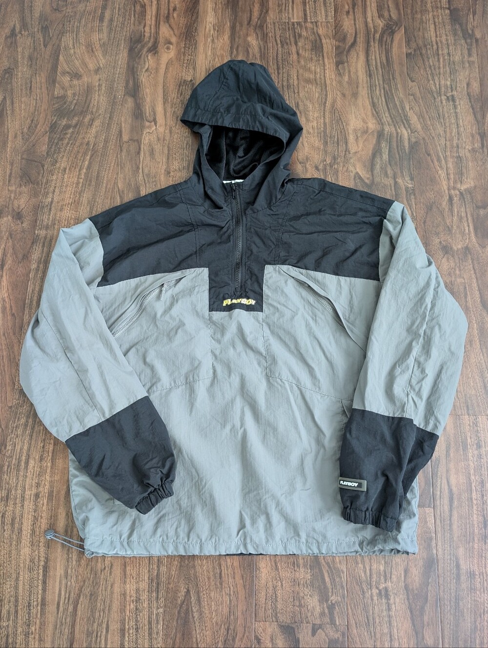 PLAYBOY Pacsun M Two-Tone Hooded Windbreaker Jacket - Black & Gray Mens